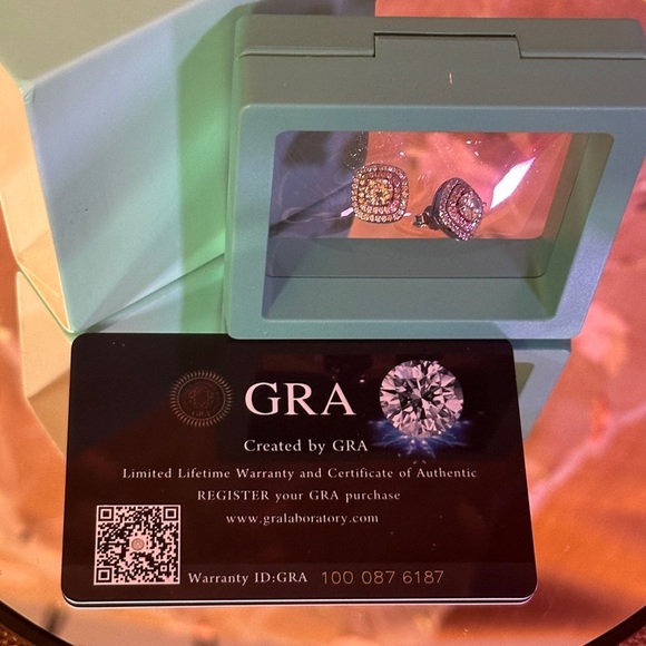 Moissanite One Carat Pink and White Square Studs in Sterling Silver S925 GRACert - Picture 4 of 11